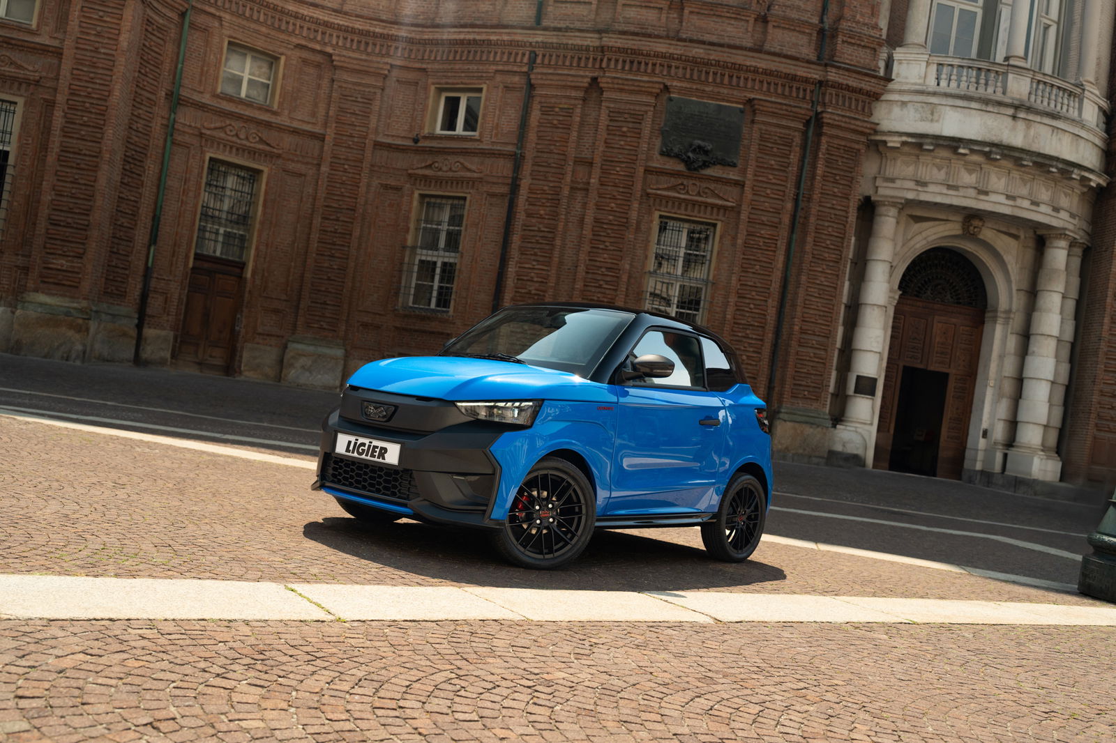 Ligier JS50: la microcar per i giovani