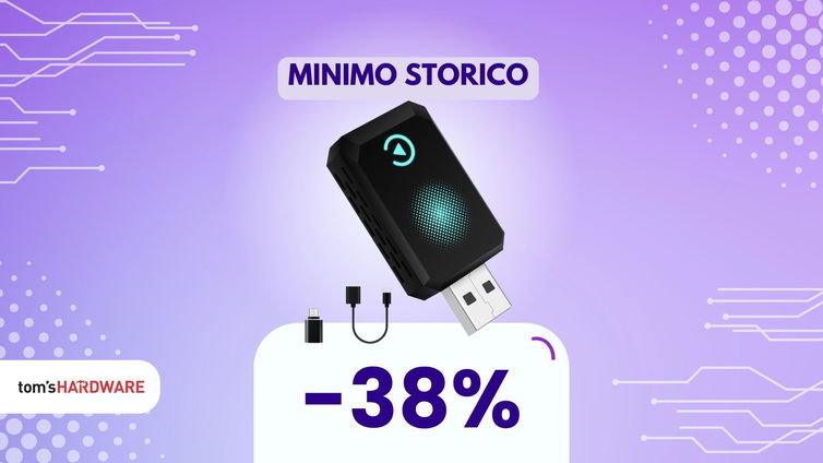 Immagine di Non serve spendere tanto: questo mini CarPlay fa tutto (ed è in sconto)