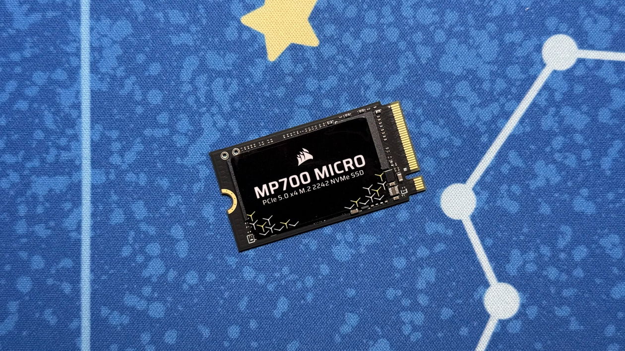 Immagine di Corsair MP700 Micro, l'SSD PCIe 5.0 si fa compatto | Recensione