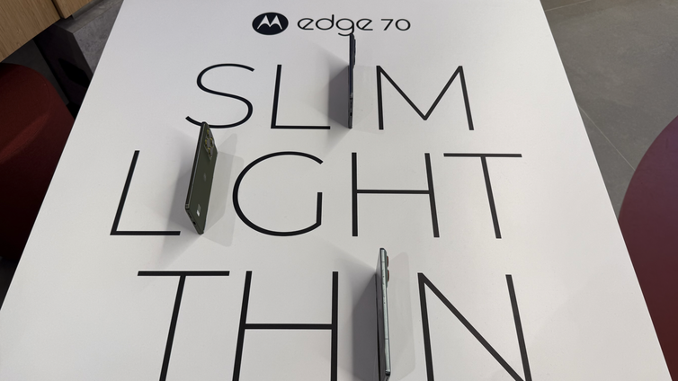 Immagine di Motorola stupisce tutti con l'Edge 70, il primo vero flagship ultrasottile