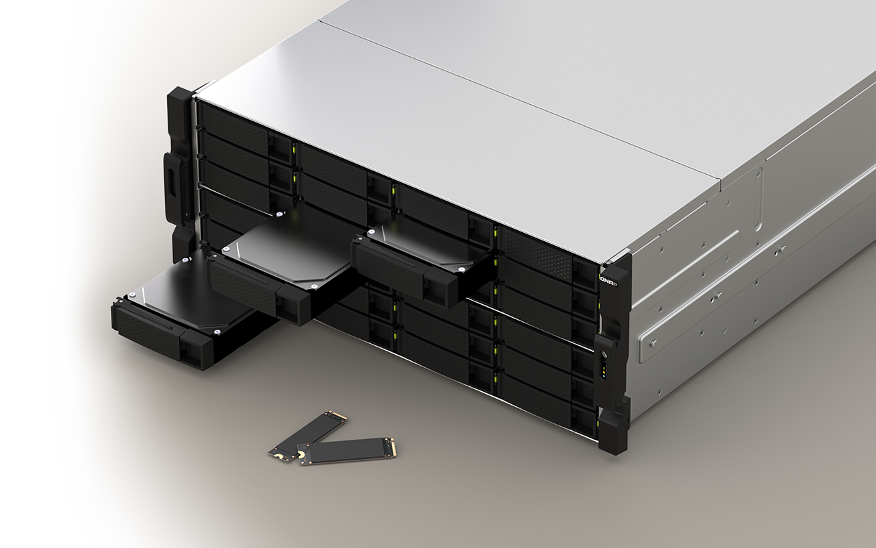 Immagine di QNAP lancia il NAS ZFS TS-h2477AXU-RP: 24 bay e PCIe Gen 5