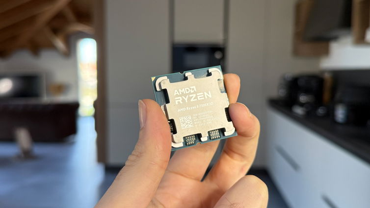 Immagine di Il Ryzen 7 9850X3D rompe il muro dei 5,7 GHz