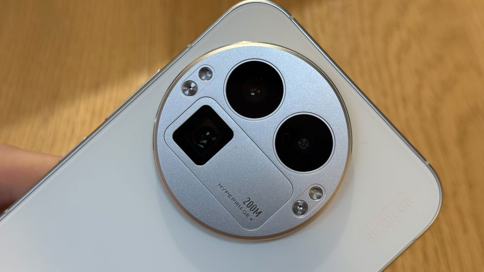 RealMe GT8 Pro è il flagship che non ti aspetti | Recensione