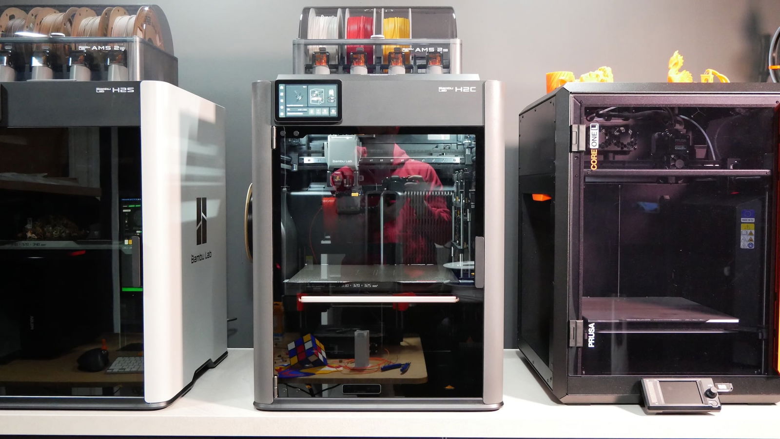 Bambu Lab H2C: addio sprechi con la stampa multi-colore | Test & Recensione