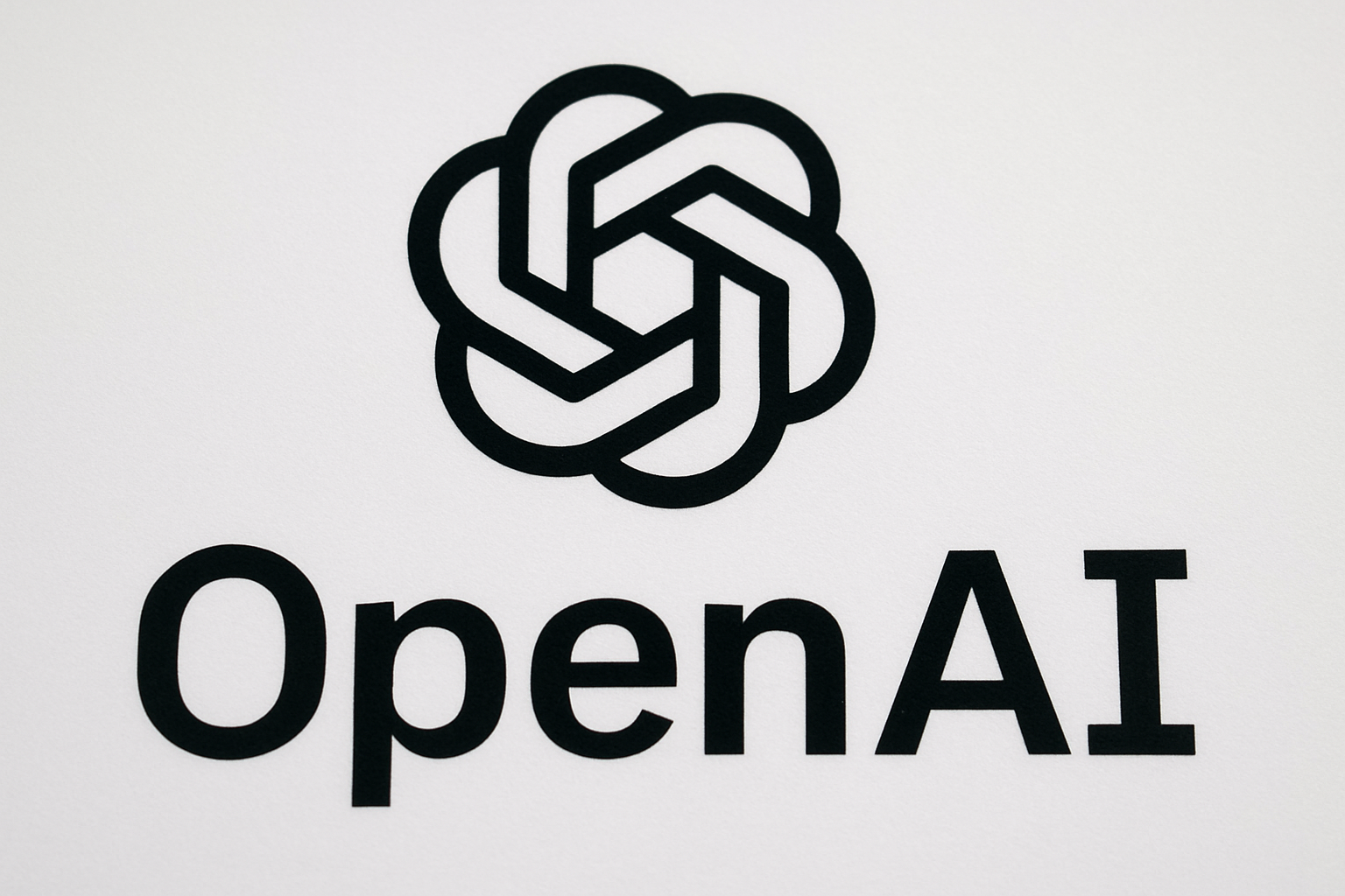 OpenAI cerca un responsabile per contenere i rischi dell'IA