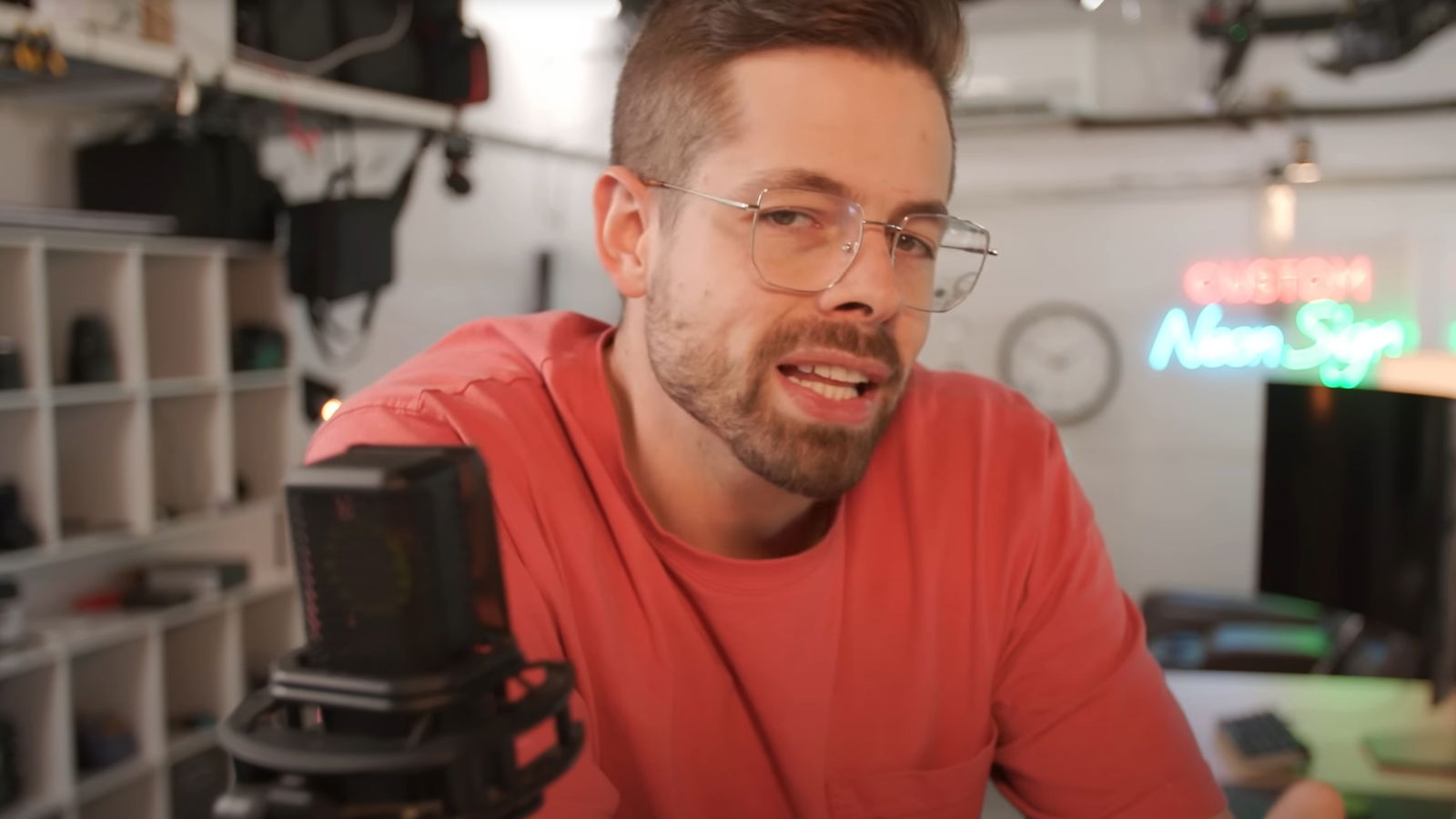 Un creator realizza un sistema di mira automatica invisibile