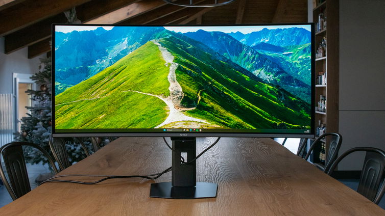 Immagine di Recensione MSI MPG 341CQR QD-OLED X36, il nuovo OLED per chi ama l'ultrawide