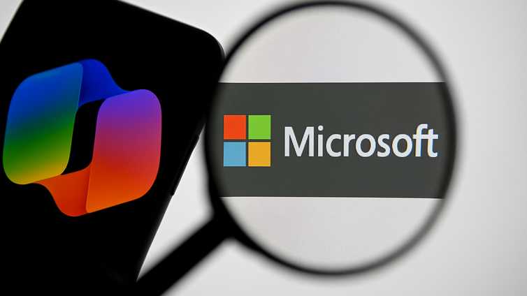 Immagine di Microsoft prepara nuovi licenziamenti per spingere sull’AI