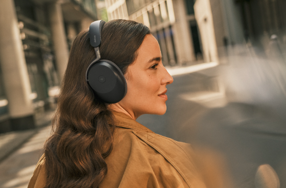 Jabra Evolve 3: cuffie con IA pensate per i professionisti