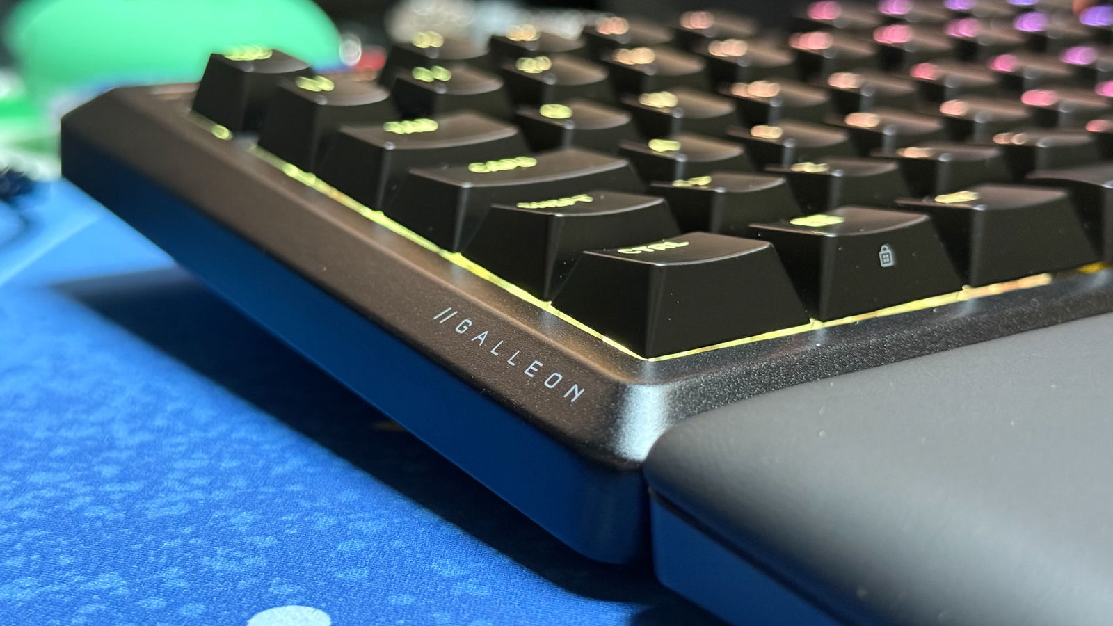 Recensione Corsair Galleon 100 SD, la tastiera con Stream Deck incorporato
