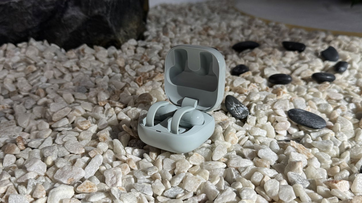 Immagine di Recensione Sony LinkBuds Clip, come suonano i nuovi auricolari open-ear?