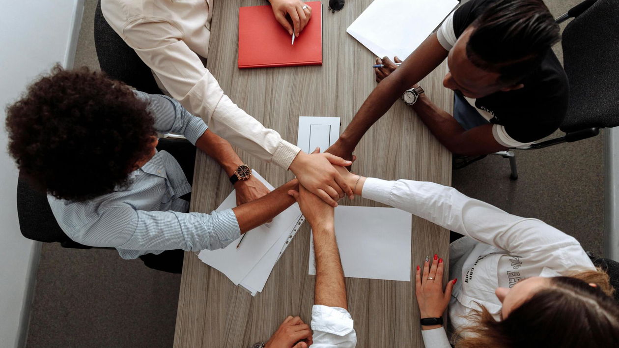 Immagine di Perché i team grandi comunicano così male?