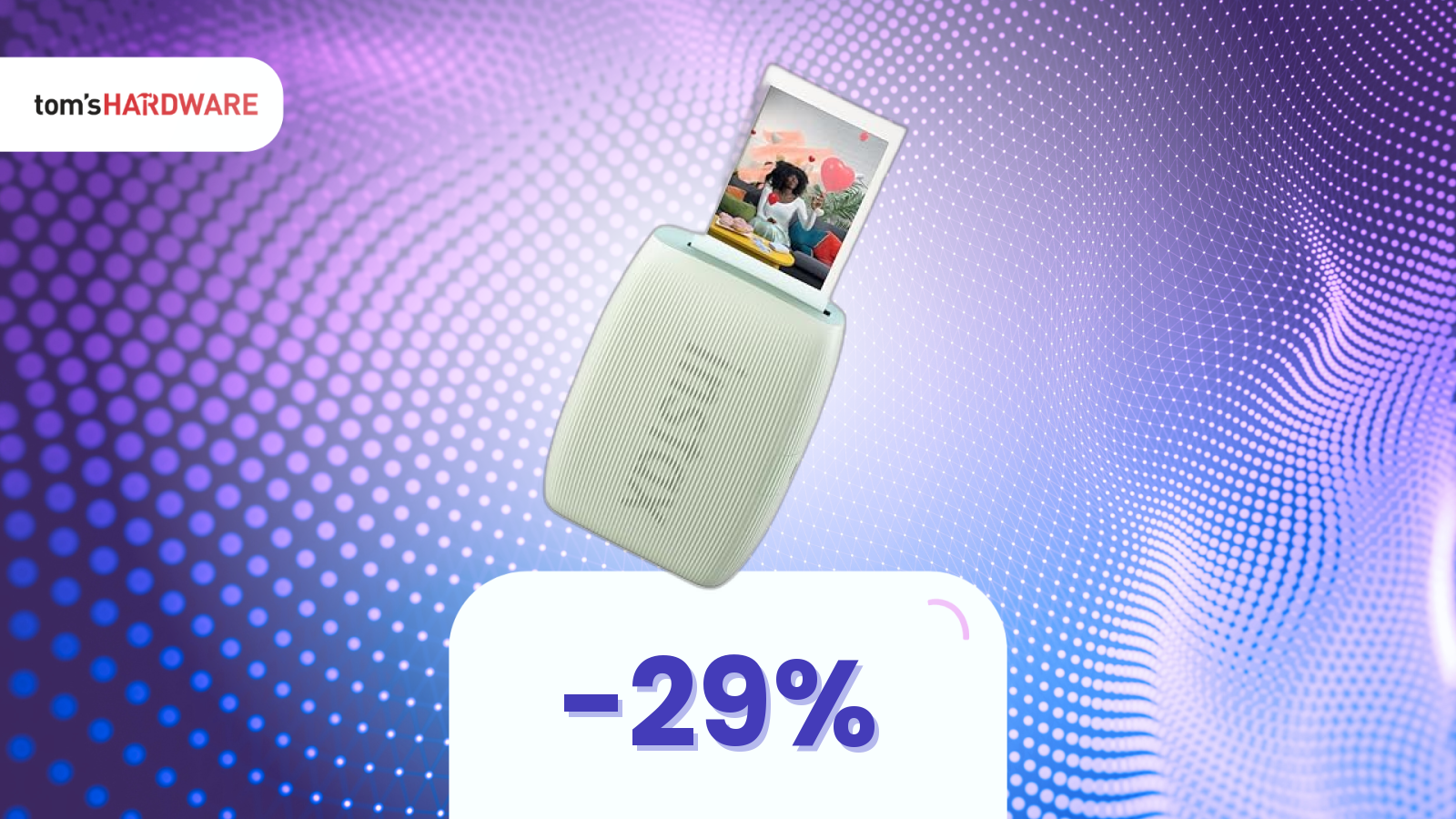 La Fujifilm che non batte lo smartphone, ma ti farà sorridere di più