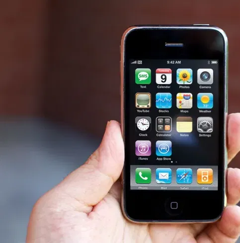 10 curiosità su iPhone che Apple preferisce non ricordare