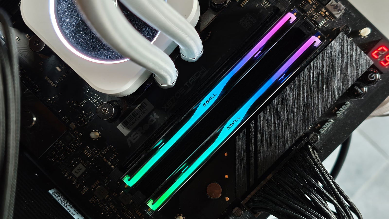 G.SKILL Trident Z5 Neo RGB DDR5-6000 CL26, latenze bassissime per AM5