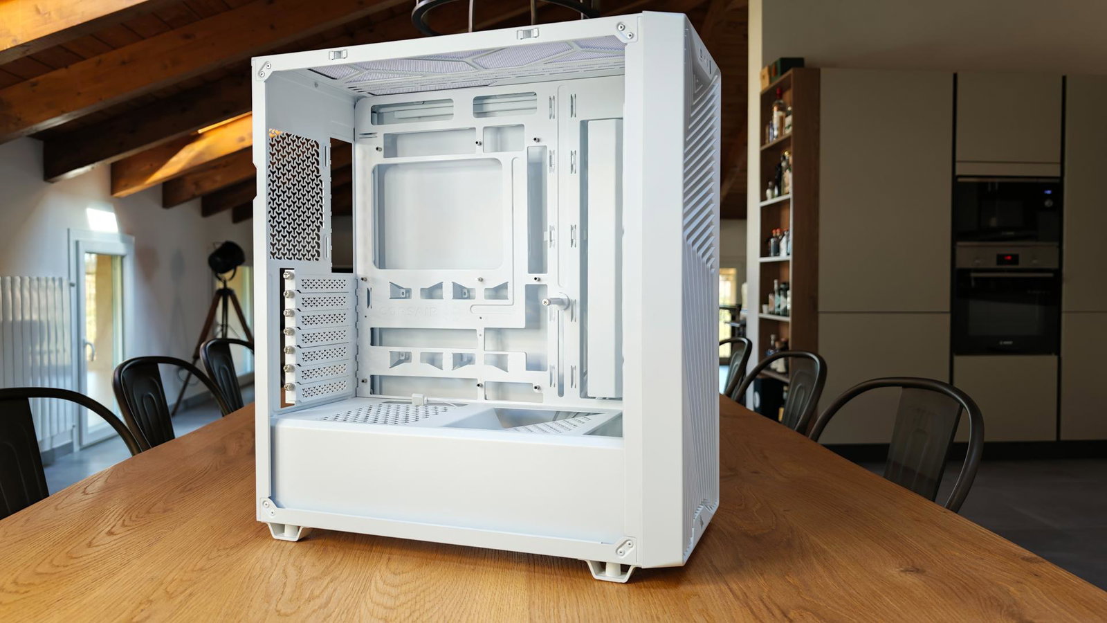 Recensione Corsair 3200D, airflow, semplicità e prezzo giusto - Tom's ...