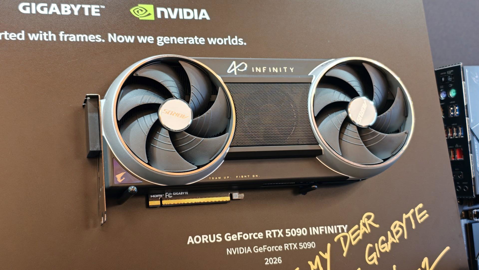 Le nuove RTX Infinity di GIGABYTE dal vivo sono ancora più belle - Tom ...