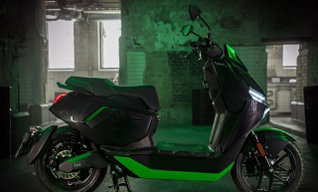 Razer firma il NIU FQiX: 2.500 scooter elettrici da veri gamer