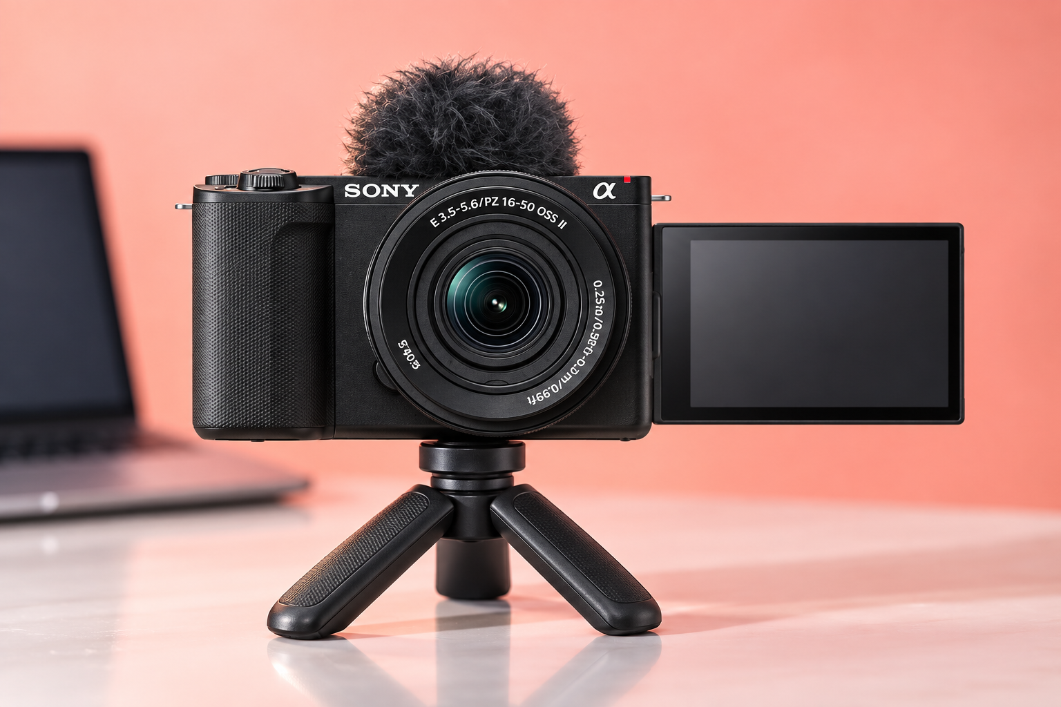 Sony ZV-E10 II con 16-50 mm a 1.029€, pronta a girare vlog i