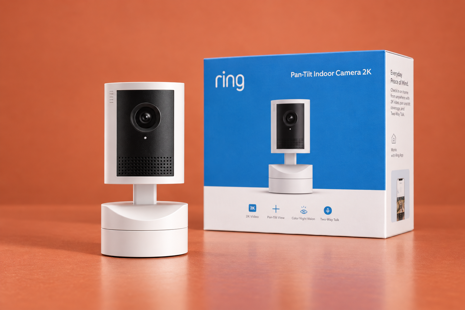 Ring Pan-Tilt 2K a soli 69,99€, segue persone e animali in casa