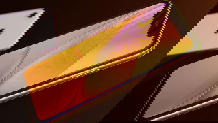 Immagine di iPhone 2019, caricatore rapido incluso in confezione?