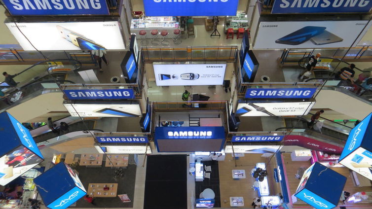 Immagine di Samsung: in Italia manca ancora un processo di validazione della sicurezza dei dispositivi