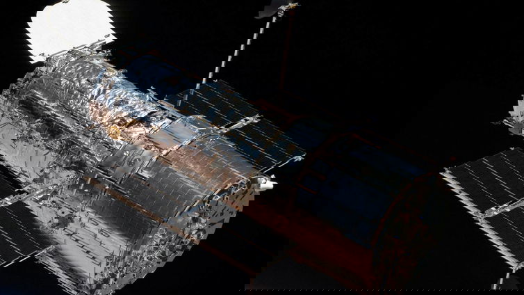 Immagine di Hubble ha individuato due brillanti supernove