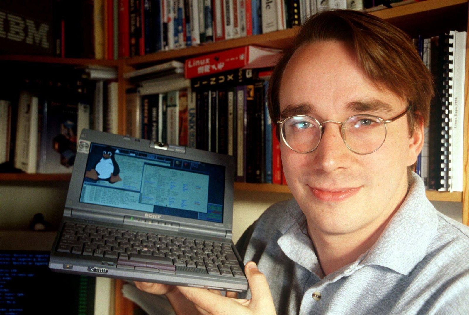 Immagine di ​Linus Torvalds torna al timone di Linux con un nuovo codice di condotta