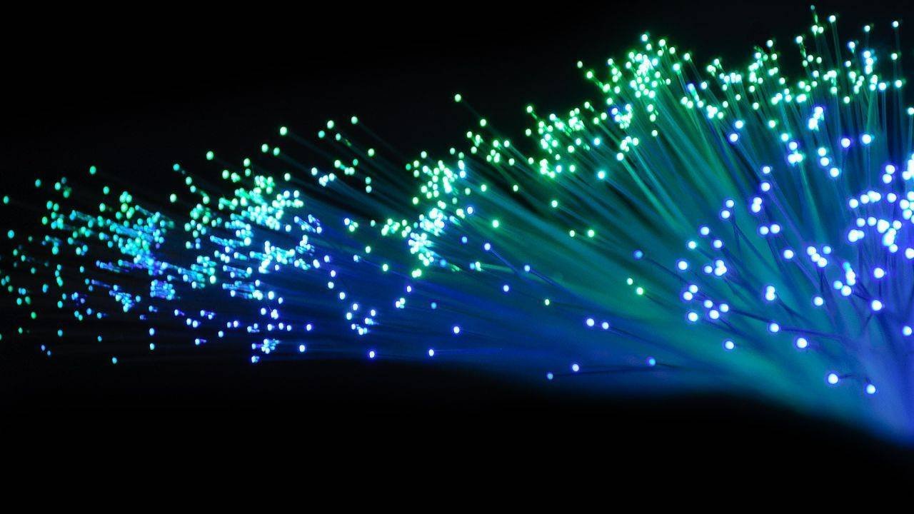 Immagine di AGCOM: boom di linee in fibra (FTTC e FTTH), mentre il rame perde colpi