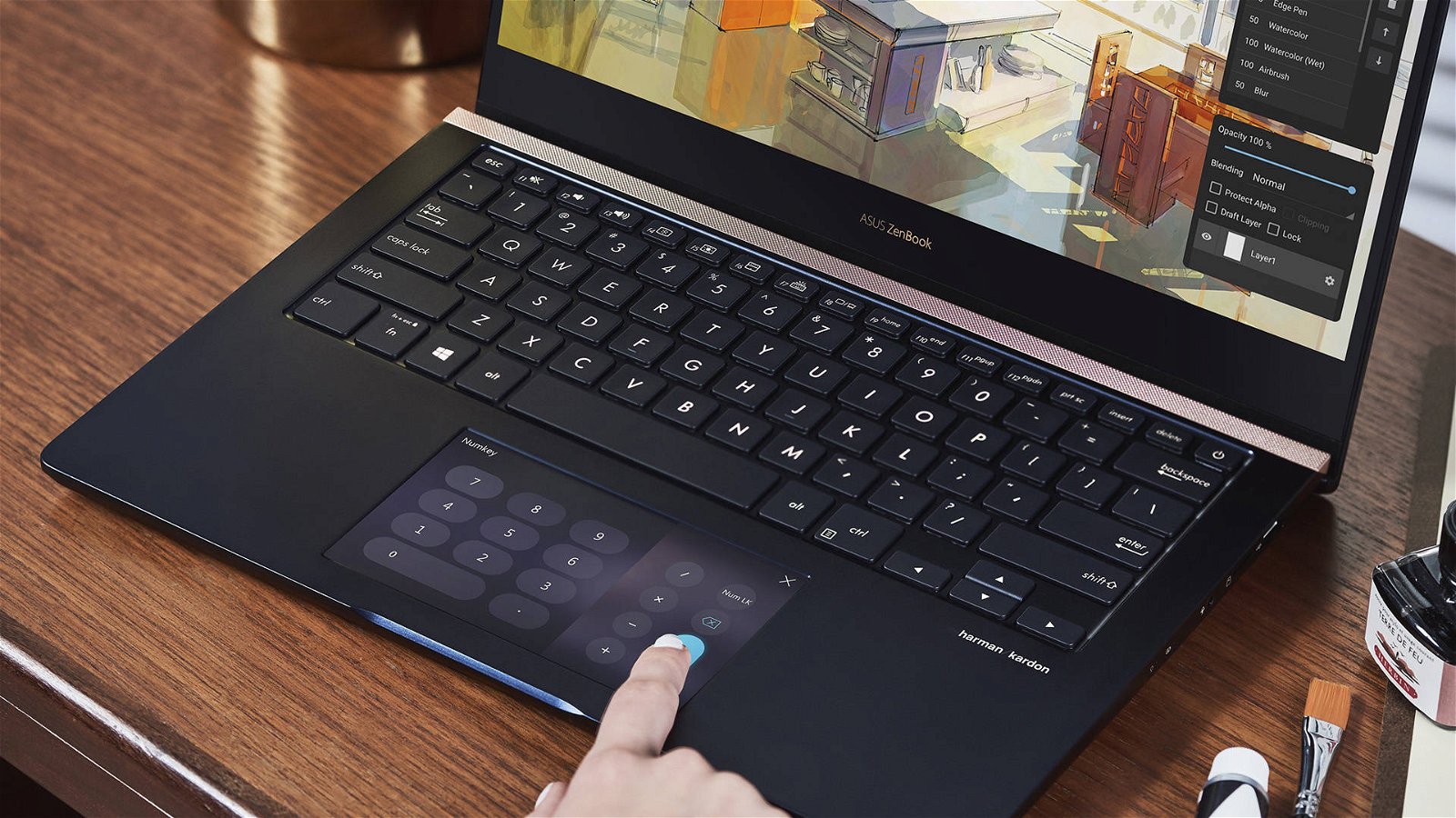 Immagine di ASUS ZenBook 14 Pro, arriva in Italia il notebook col touchpad video