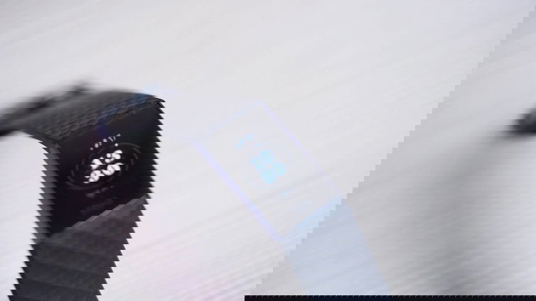 Immagine di Recensione Fitbit Charge 3, il fitness tracker per tutti si migliora, ma il contapassi (per ora) è impreciso