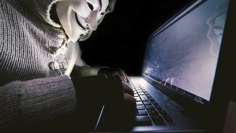 Immagine di Un hacker ha rubato i dati di diversi shop online e ora vuole un riscatto