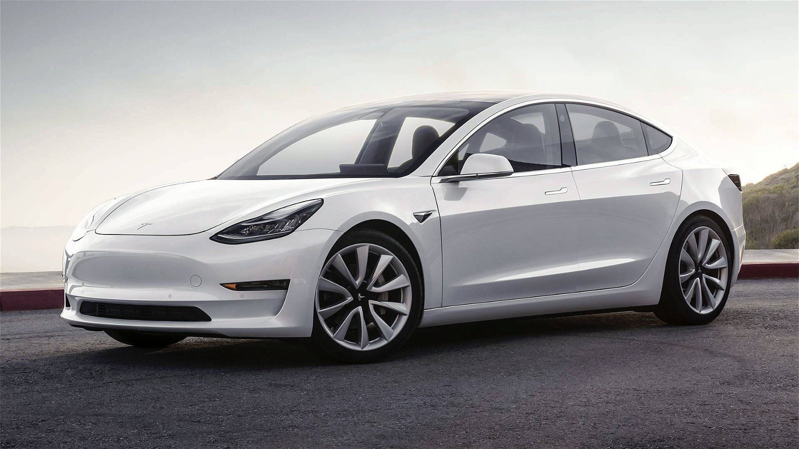 Immagine di Tesla, nuovo richiamo per sospensioni cigolanti