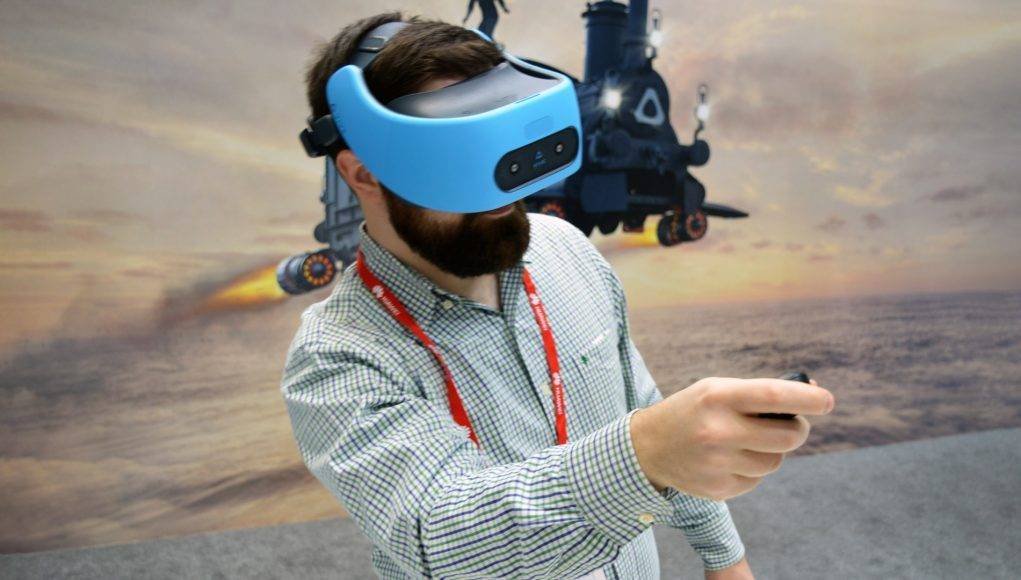 Immagine di Realtà virtuale: ecco perchè i visori possono causare malessere e come evitarlo