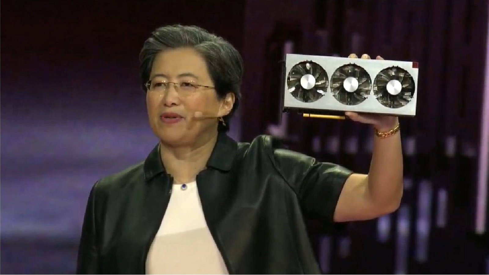 Immagine di AMD Radeon VII, la memoria HBM2 pesa quasi la metà del prezzo finale?