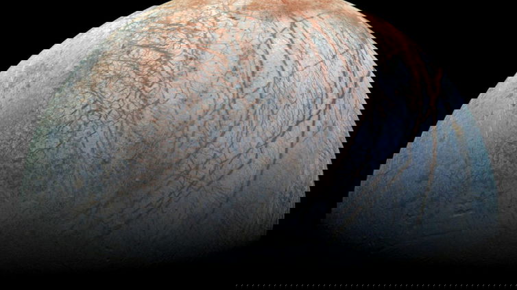Immagine di Avvistato il polo nord di Europa, la luna ghiacciata di Giove