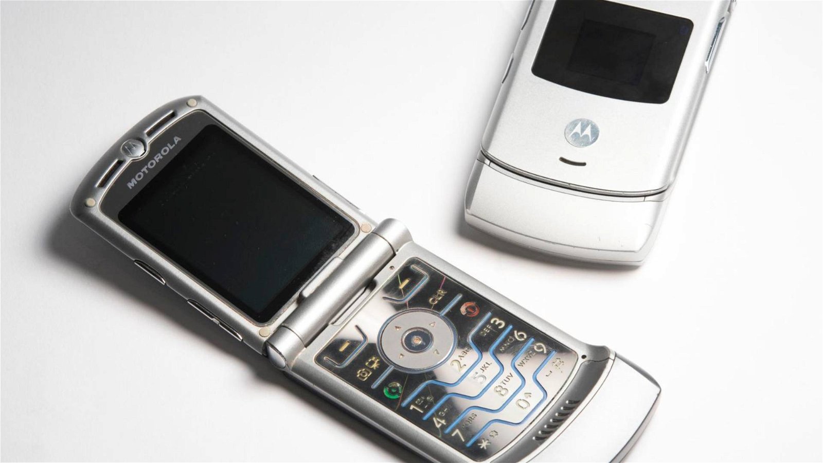 Immagine di Il leggendario Motorola RAZR pronto a tornare sotto forma di smartphone pieghevole