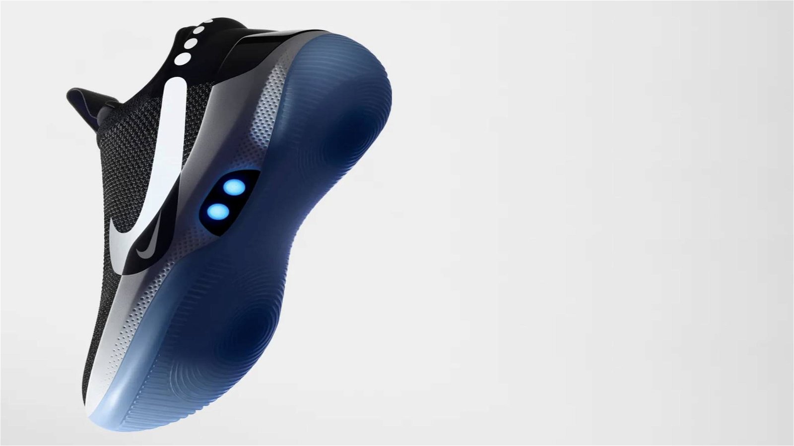 Immagine di Nike Adapt BB, le prime scarpe da basket auto-allaccianti con personalizzazione della vestibilità anche via app