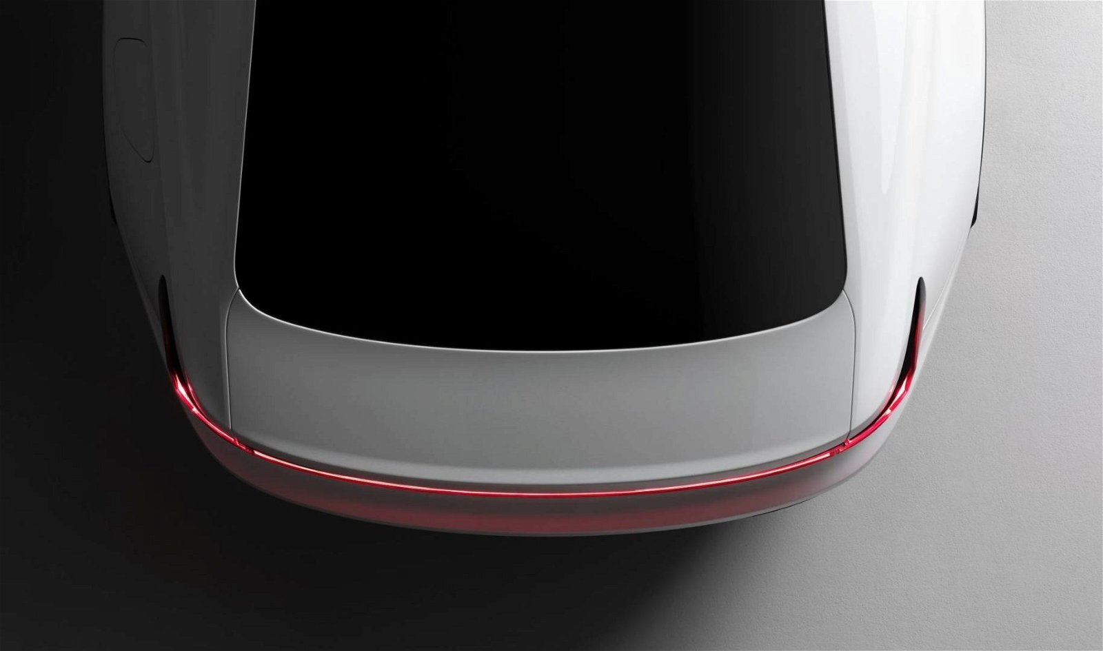 Immagine di Polestar 2: prime immagini della rivale della Tesla Model 3