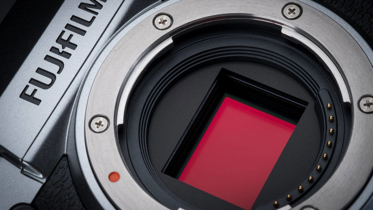 Immagine di Mirrorless Fujifilm X-E4 in super offerta su Mediaworld!