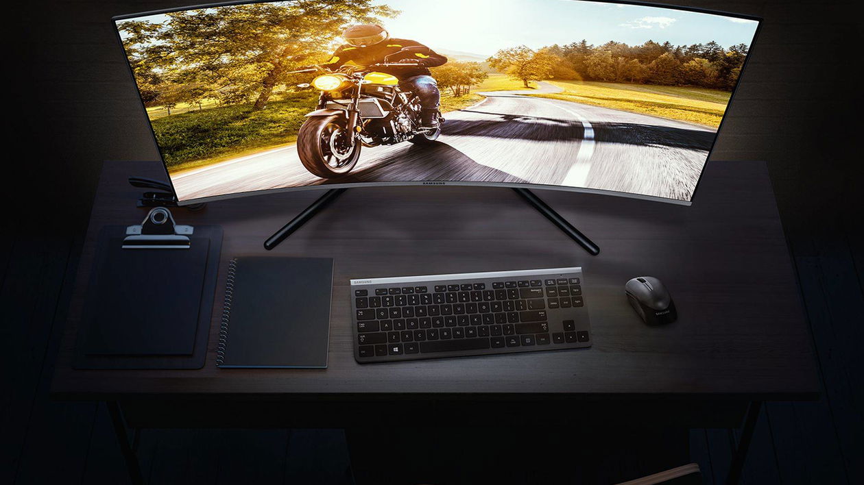 Immagine di Offerte di settembre Amazon: sconti fino al 35% sui monitor Samsung