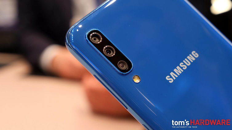 Immagine di Samsung Galaxy A10, A20e, A40 e A50 ufficiali: si parte da 159 euro!