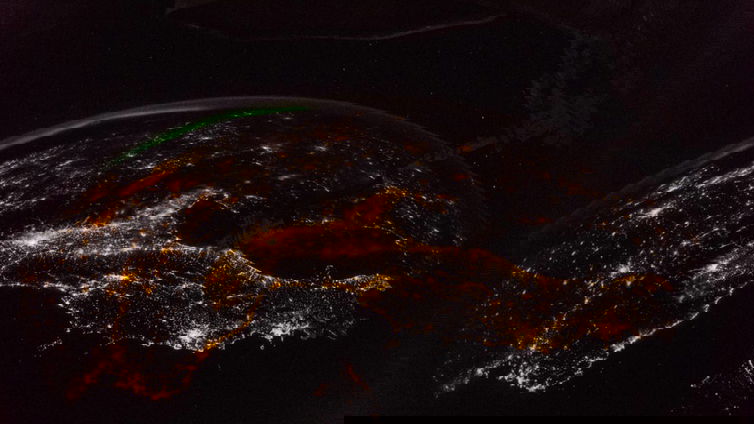 Immagine di L'astrofotografia aiuta l'ambiente, l'inquinamento luminoso spicca nelle foto notturne scattate dalla ISS