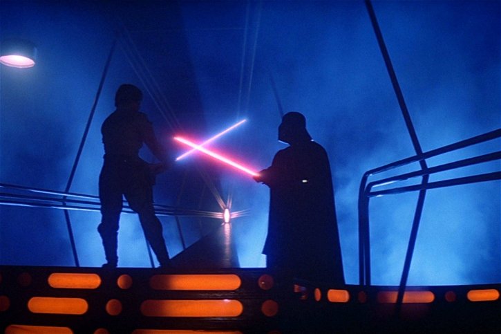 Immagine di Disney brevetta le "vere" spade laser