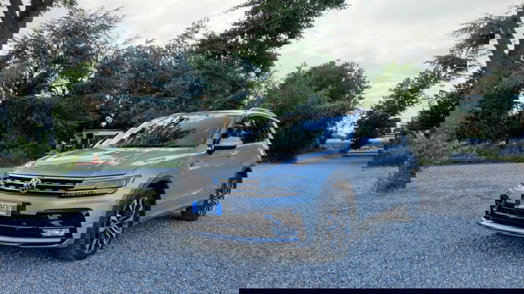Immagine di Volkswagen Tiguan BiTDI, 240 CV di potenza e comodità