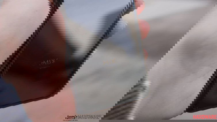 Immagine di Xiaomi inaugura un nuovo account su Weibo: Mi Mix 4 arriverà presto?