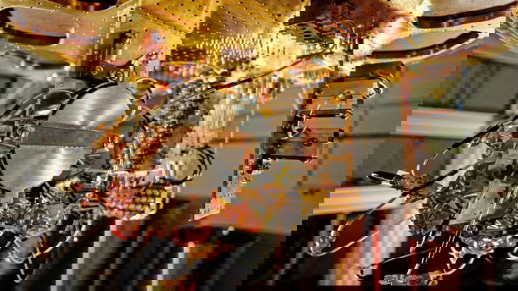 Immagine di Computer quantistici vs supercomputer tradizionali. Chi è il più veloce? Ce lo dirà un benchmark