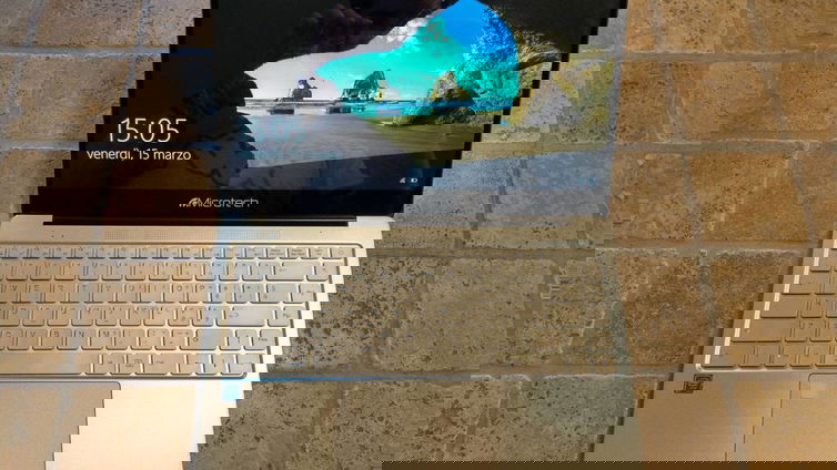 Immagine di Microtech e-book Pro N4000, come va l’ultrabook italiano?