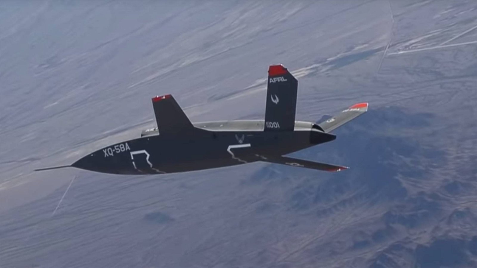 Immagine di XQ-58A Valkyrie, drone stealth militare in video. Ecco il primo volo