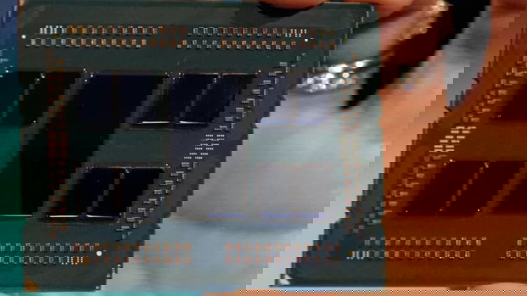 Immagine di AMD EPYC Rome letteralmente a nudo: ecco 39,54 miliardi di transistor